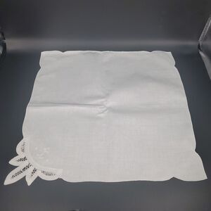 Set of 11 Ivory Linen Cotton Lace Napkins 15x15 Vintage Style Table Decor